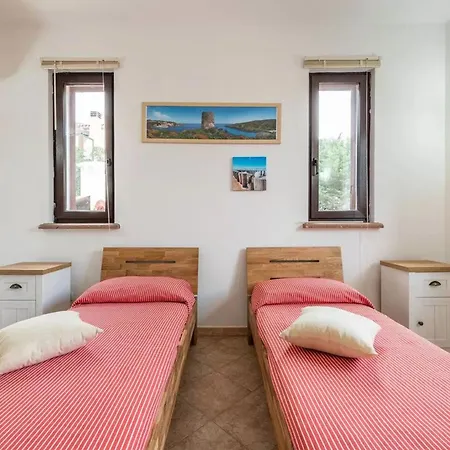 Villa Amazing Detached For 8 Guests Near Stintino *