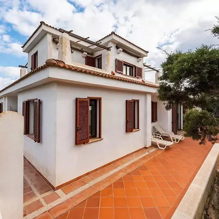 Amazing Detached For 8 Guests Near Stintino * Punta de su Torrione